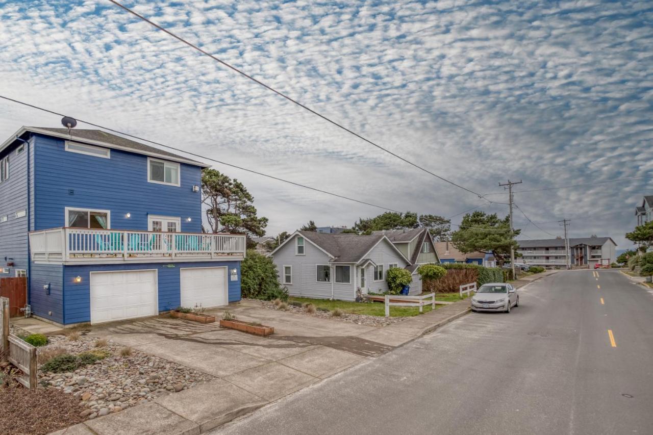 The Blue Crab Villa Lincoln City Exteriör bild