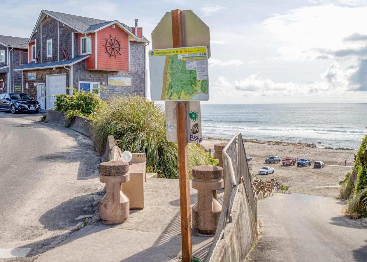 The Blue Crab Villa Lincoln City Exteriör bild